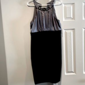 Tow tone beaded neck slim dress